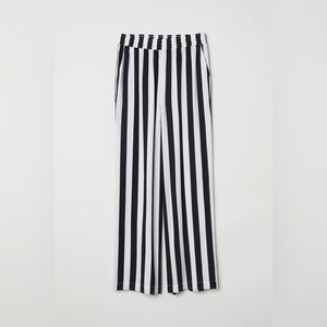 h&m striped black and white pants with pockets